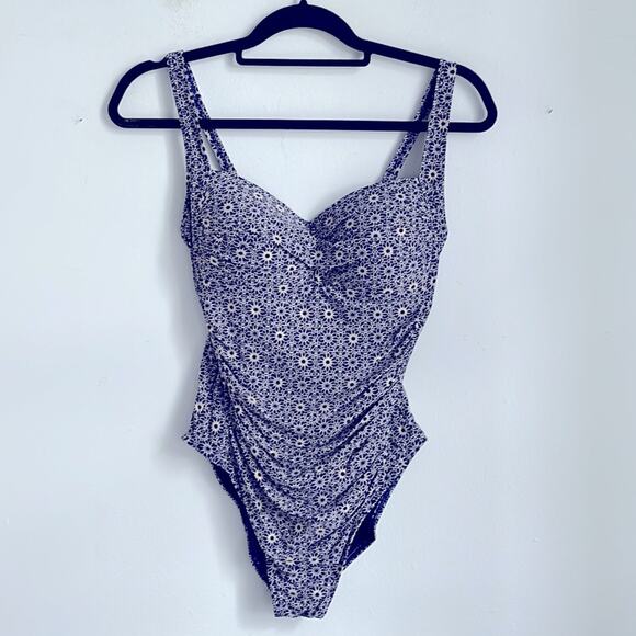 Bond-eye Australia mandala print ruched stomach slimming one piece swimsuit 8 - Picture 1 of 6